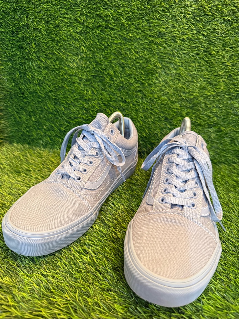 Vans men’s Light Blue Low-Top Canvas Sneakers NEW size 10